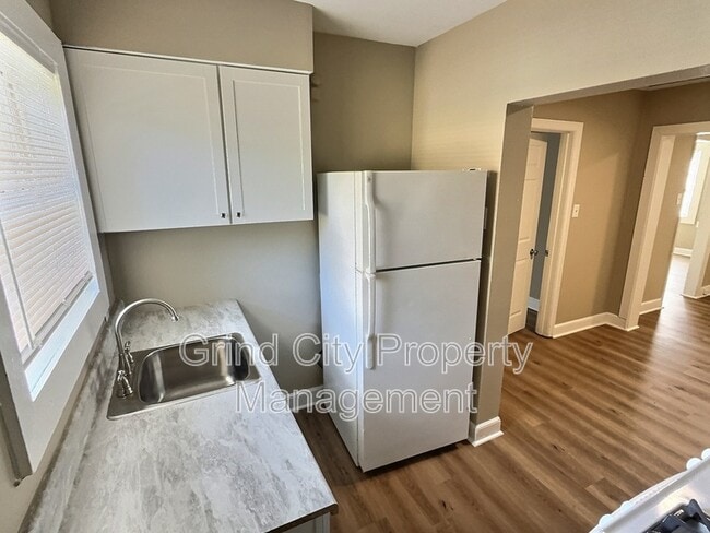 Photo - 1065 N Holmes St