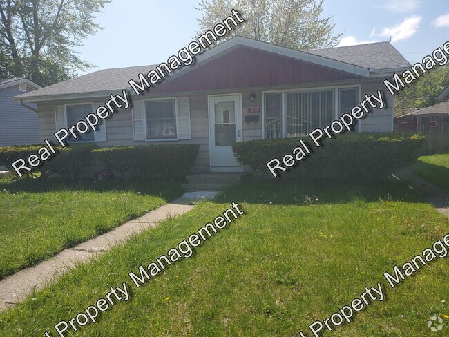 Building Photo - 3 Bedroom Hessville Ranch Rental