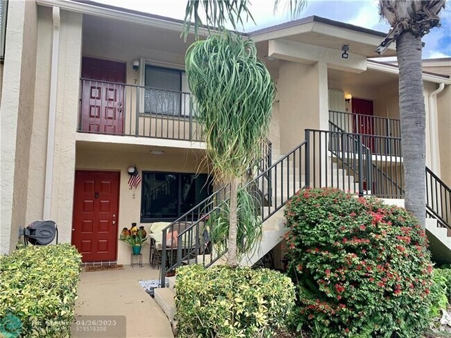 Building Photo - 150 SE 7th St Unit 7 Rental