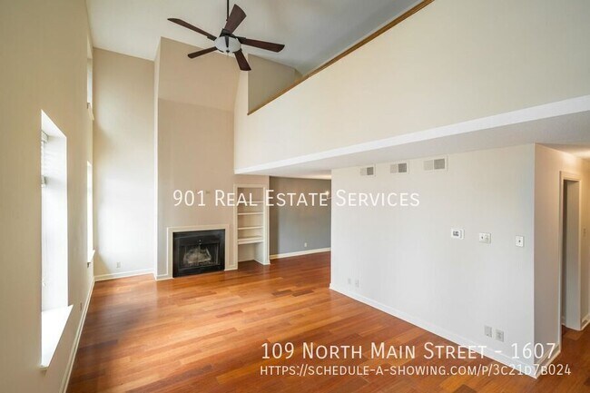 Photo - 109 N Main St