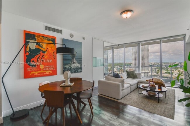 Photo - 92 SW 3rd St Condo Unit 2707