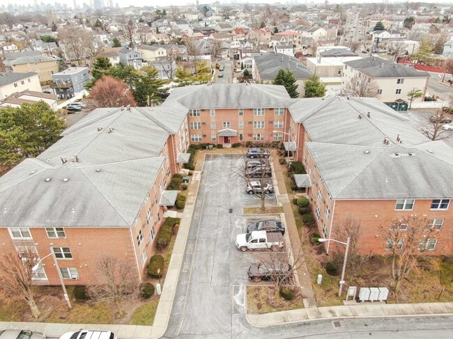 Photo - 24 Riverview Ct Unit 24