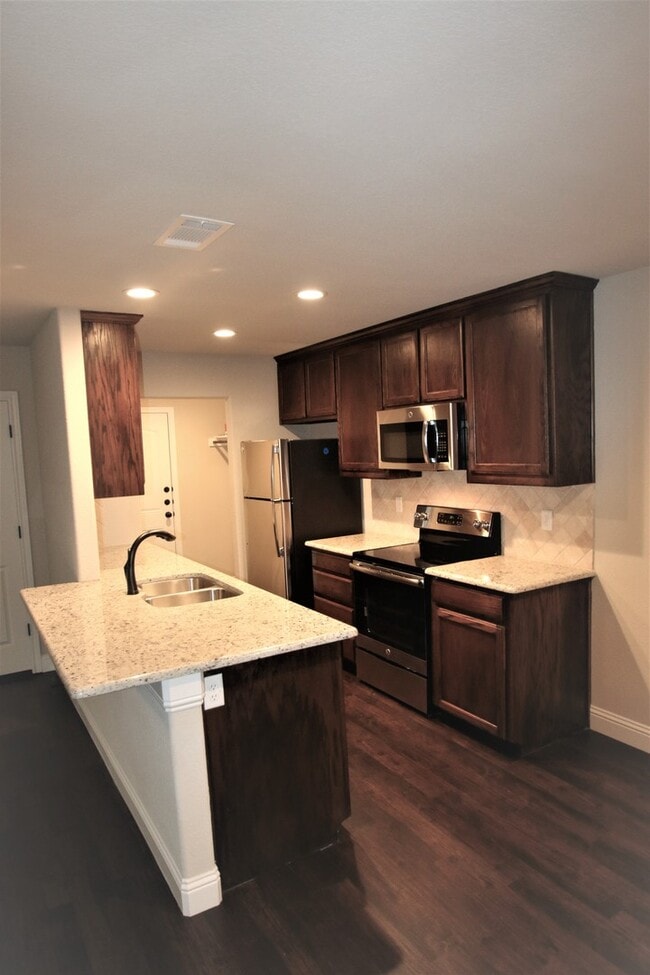 Photo - 8145-8147 Arbor Unit 8147