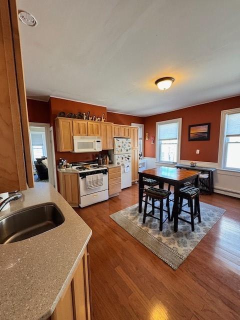 Building Photo - 6-6 Mansfield St Unit 2