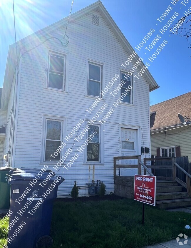 Building Photo - 162 Thompson St Unit 1 Rental