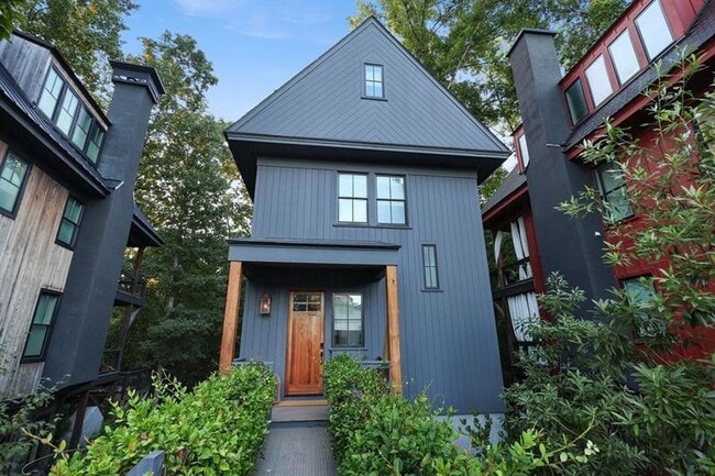 Photo - 130 Arcadia Ave