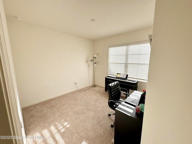 Photo - 233 Bubbling Ln