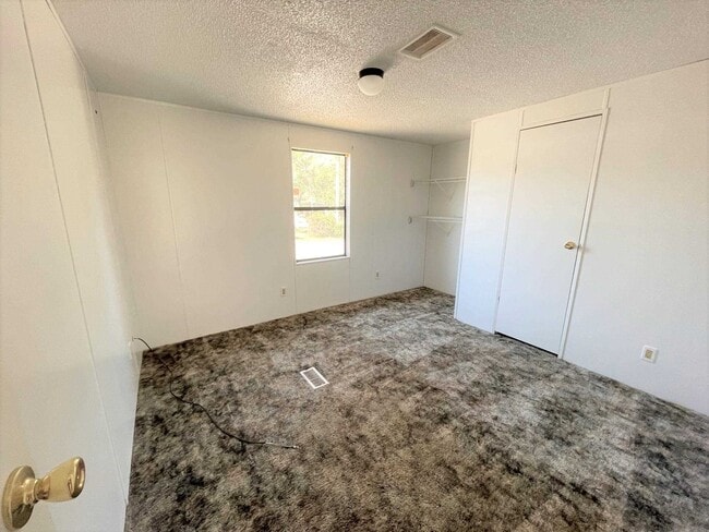 Photo - 5801 Flaxman St