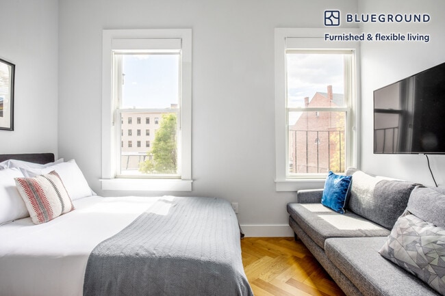 Photo - 461 Massachusetts Ave Unidad FL2-ID394