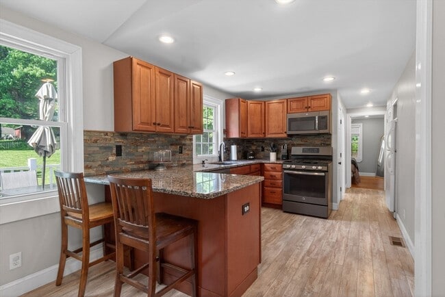 Photo - 1 Abbott Cir
