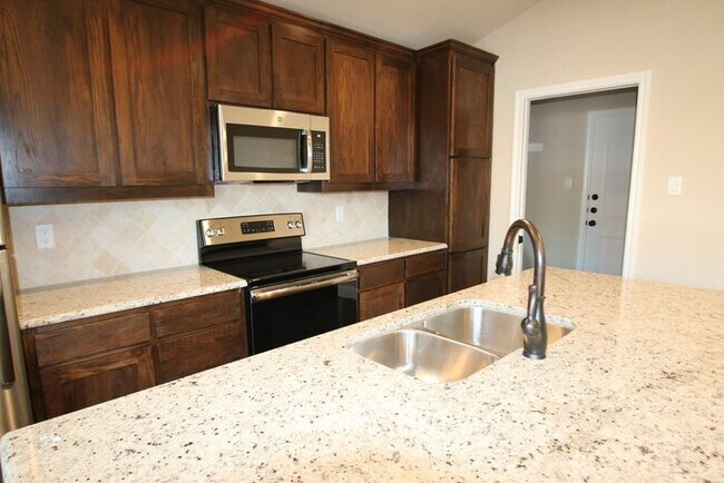 Photo - SENSATIONAL 3/2/ Duplex Home Coming Soon i...