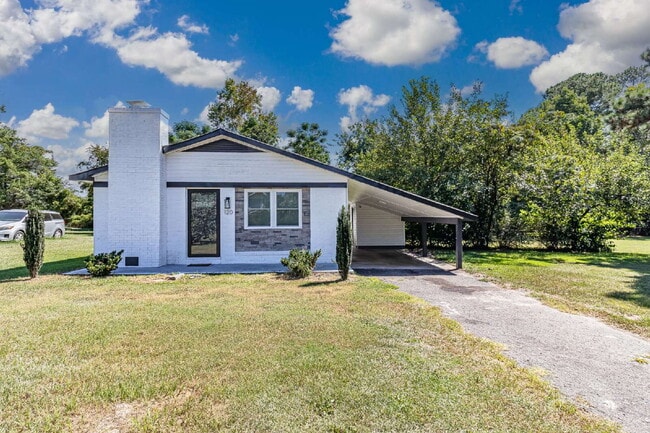 ADORABLE 3 BR | 1 BA Home in Dudley | Fully Renovated and Move-In Ready!