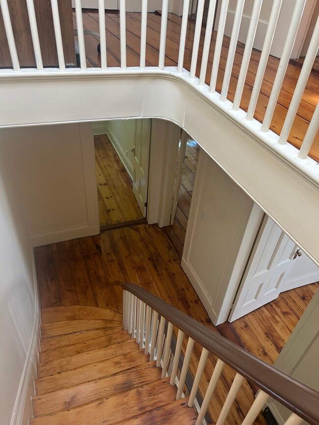 Photo - 200 Norfolk St Unit 2