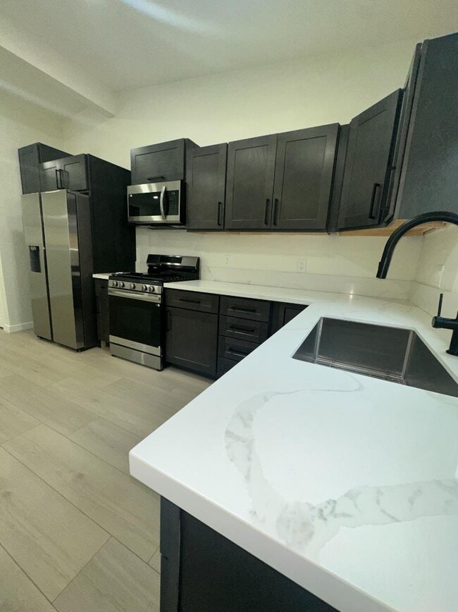 Photo - 6288 Broadmoor Dr Rental