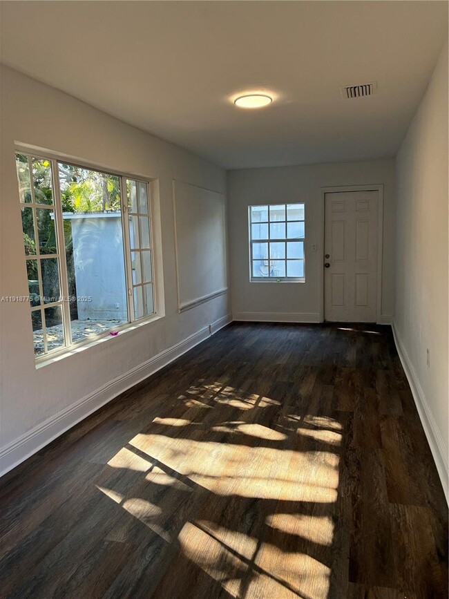 Photo - 750 NE 86th St Unit 2