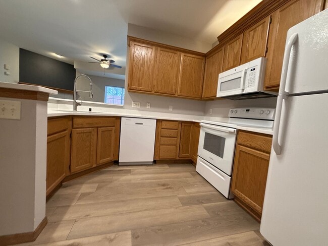 Photo - Large 2 Bedroom, 2 Bath apartment with 2 car garage Unit 3330 Leopold - Apt B