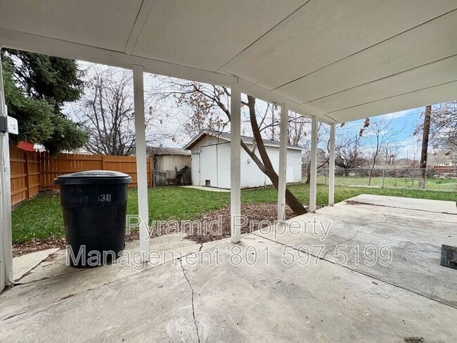 Photo - 330-332 S 1080 E