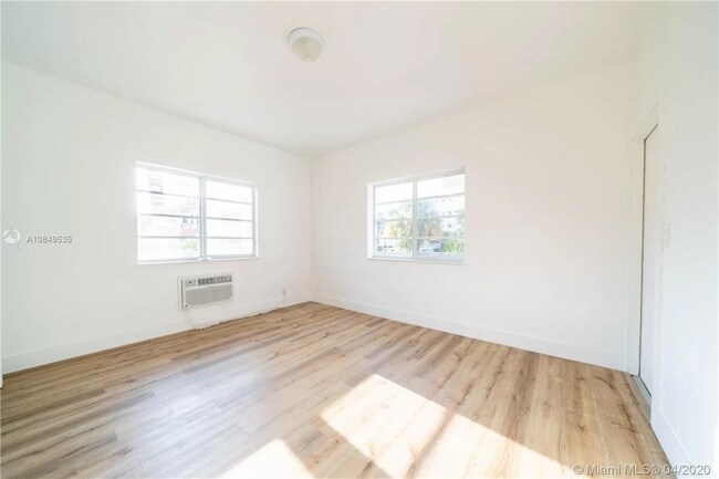 Photo - 245 79th St Unit 3