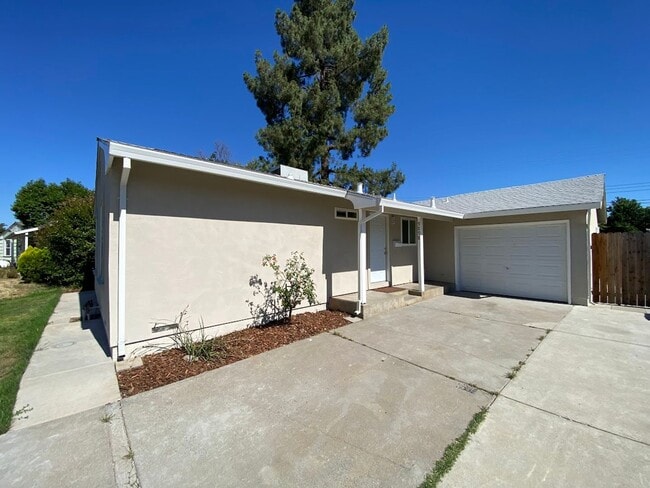 Photo - Renovated 3 Bed 1 Bath Home in Lincoln Village Open House Monday June 29th 4-5 PM