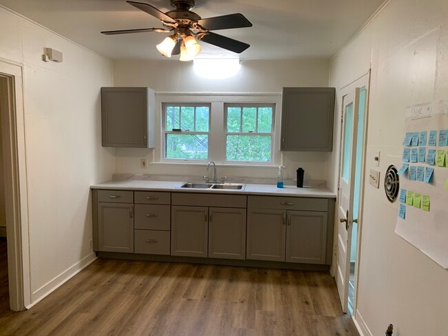 Kitchen - 9121 Sheffield Ave Unit #1