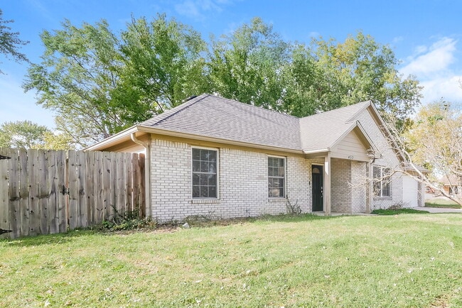 450 Southgate Dr