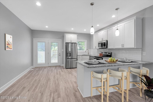 Photo - 721 E Caldwell St