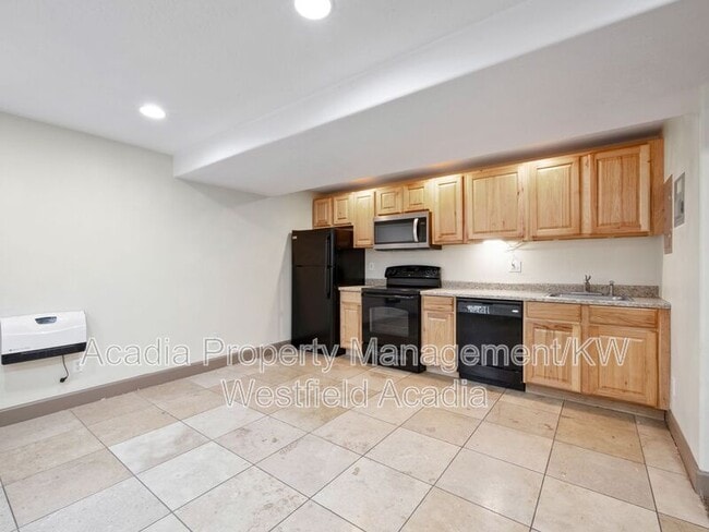 Photo - 25 E 2250 N