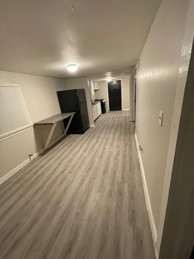 Photo - 215 Griffin St NW