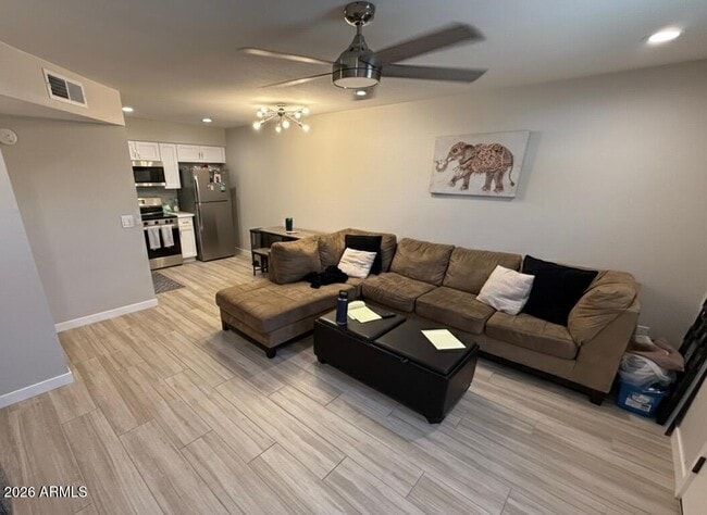 Photo - 476 E Linda Ave Unit 3