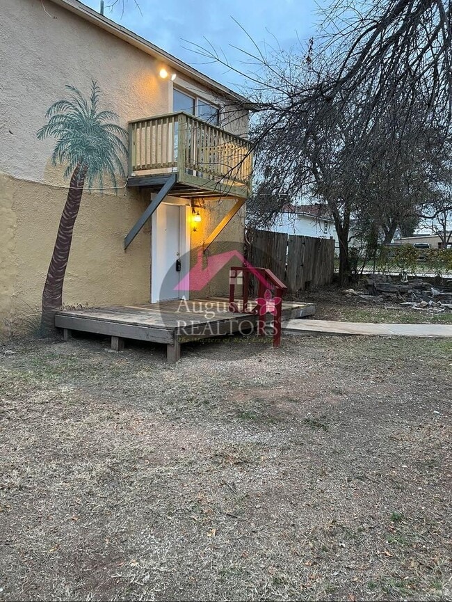 Photo - KC-1209 Bawcom Unidad 1209 Bawcom 1/2