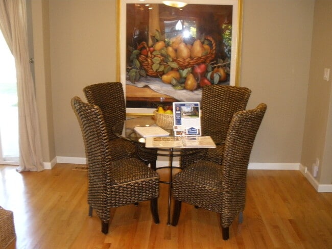 Photo - Newcastle/Hazelnut Terrace Rambler