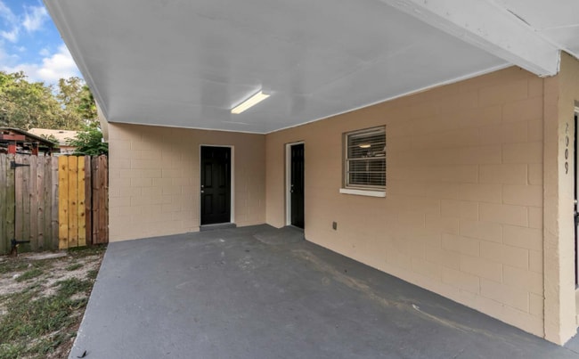 Photo - 2009 E Humphrey St