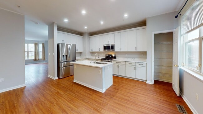 Photo - Updated Three Bedroom Home W/Full Sized Kitchen, Parking, Back Deck, & 2,640 Square Feet!