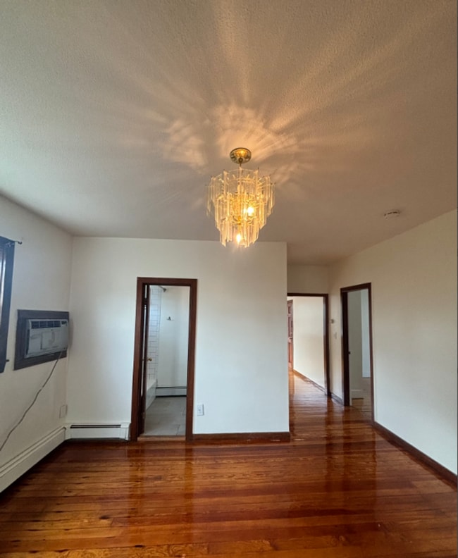 Photo - 90 Montaup St Unit 1