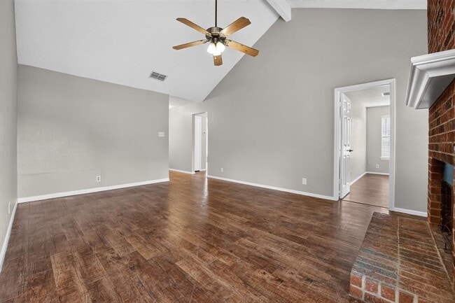 Photo - 1509 Taron Dr