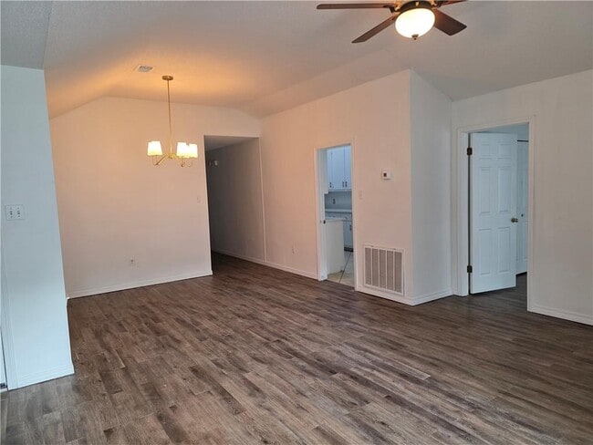 Photo - 5632 Bentley Ct