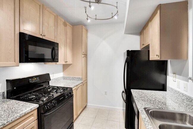 Photo - 851 N Glebe Rd Unit # 418