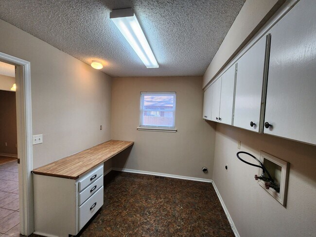 Photo - Nice 3/2/2 home on edge of town with easy access to highways