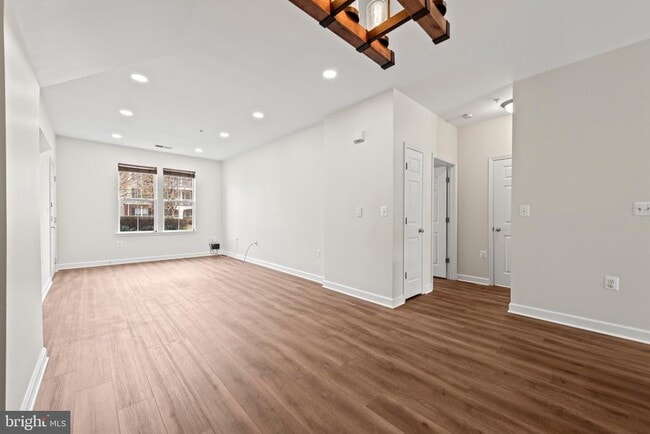 Photo - 22769 Fountain Grove Square