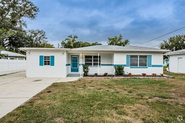 Building Photo - Central Gulfport - 3 Bedroom 2 Bath Home
