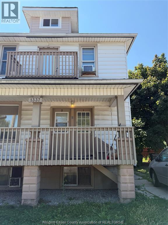 Photo - 1337 Assumption St