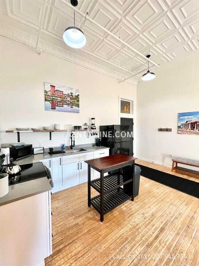 Photo - 113 N Lancey St Unidad 203