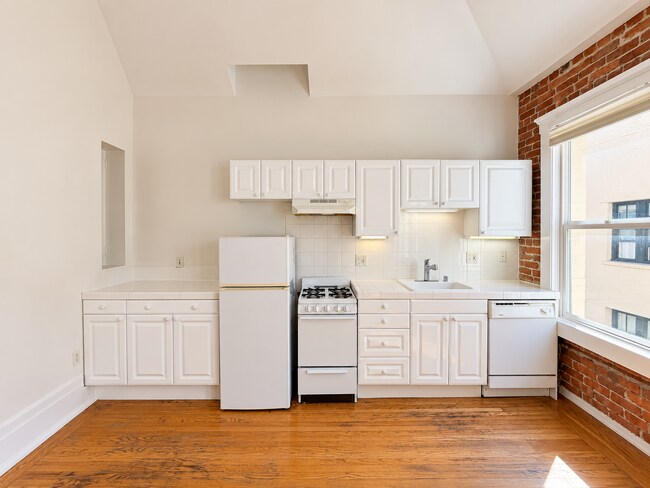 Photo - 980 Bush St Unit 507