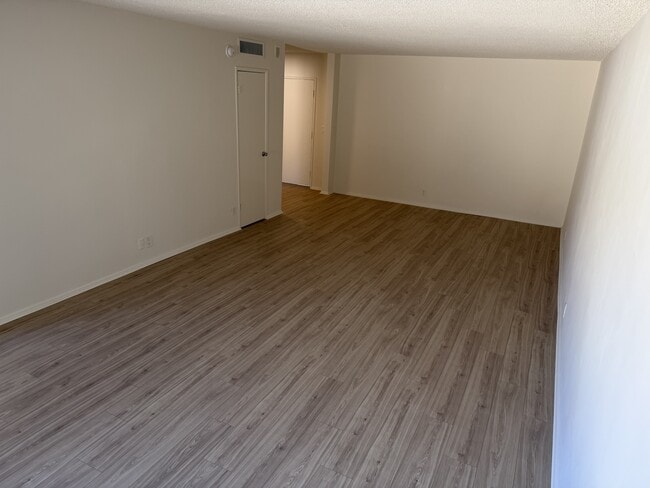 Photo - 4310 Ventura Canyon Unit 10