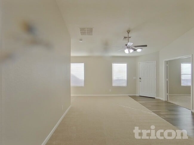 Photo - 22671 Scott Dr