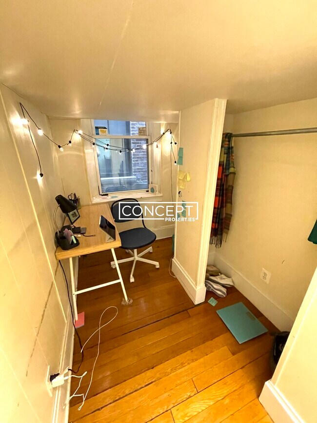 Photo - 17 Aberdeen St Unit 2B