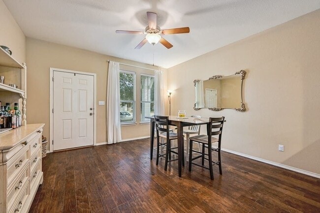 Photo - 1201 Salem Park Ct