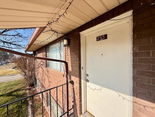 Photo - 253 E 1100 S