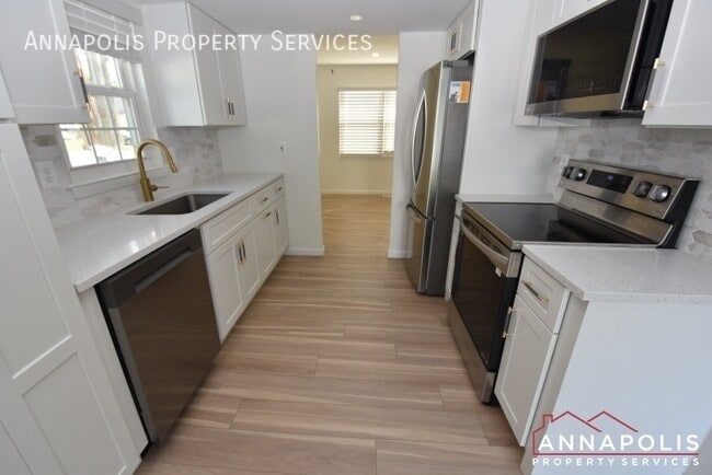 Photo - 100 Conley Dr