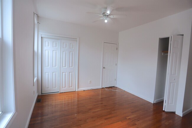 Photo - 195 Webster Ave Unit 2